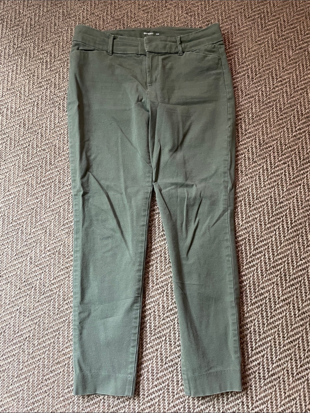 Old Navy Pixie size 6 Olive Green Pants